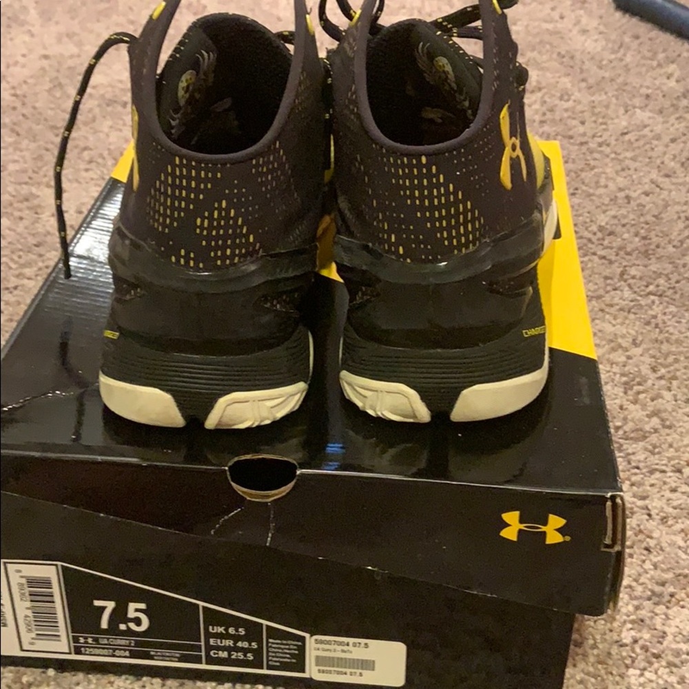 UA- Curry 2